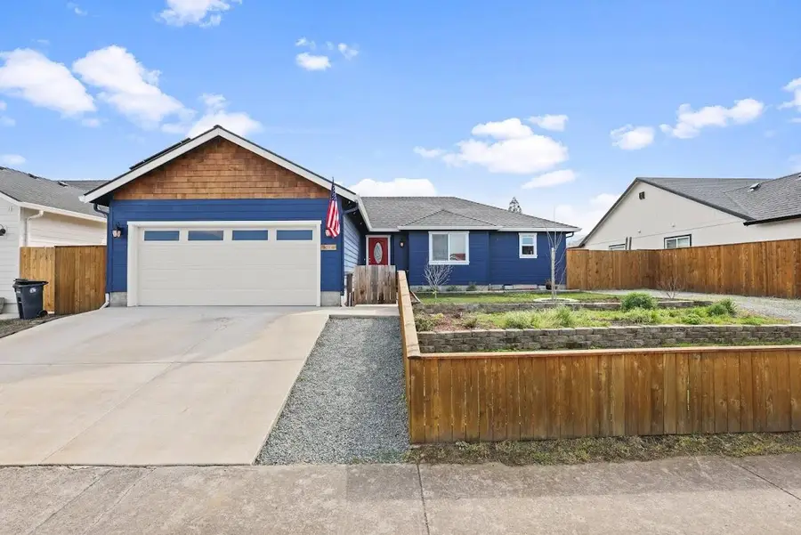 513 Barnum Drive, Phoenix, OR 97535 - #2