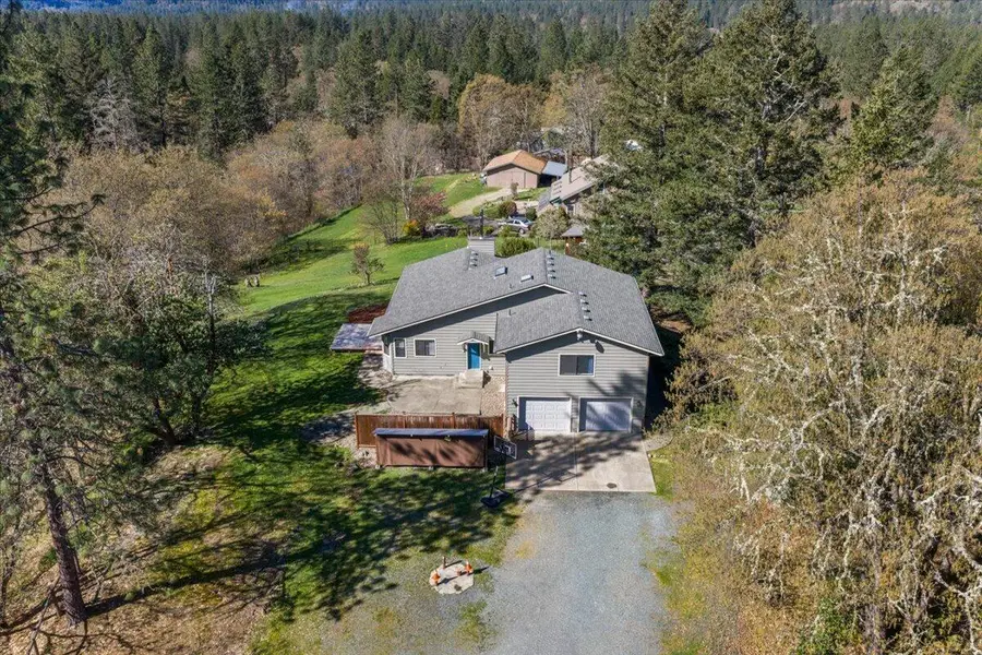 697 E Intervale Road, Grants Pass, OR 97527 - #2