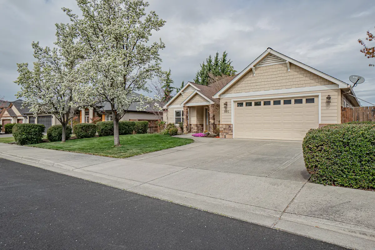 995 Pumpkin Ridge Drive, Eagle Point, OR 97524 - #1