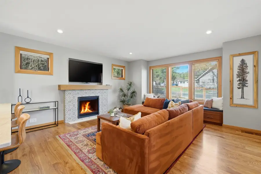 1365 NW Jacksonville Avenue, Bend, OR 97703 - #3