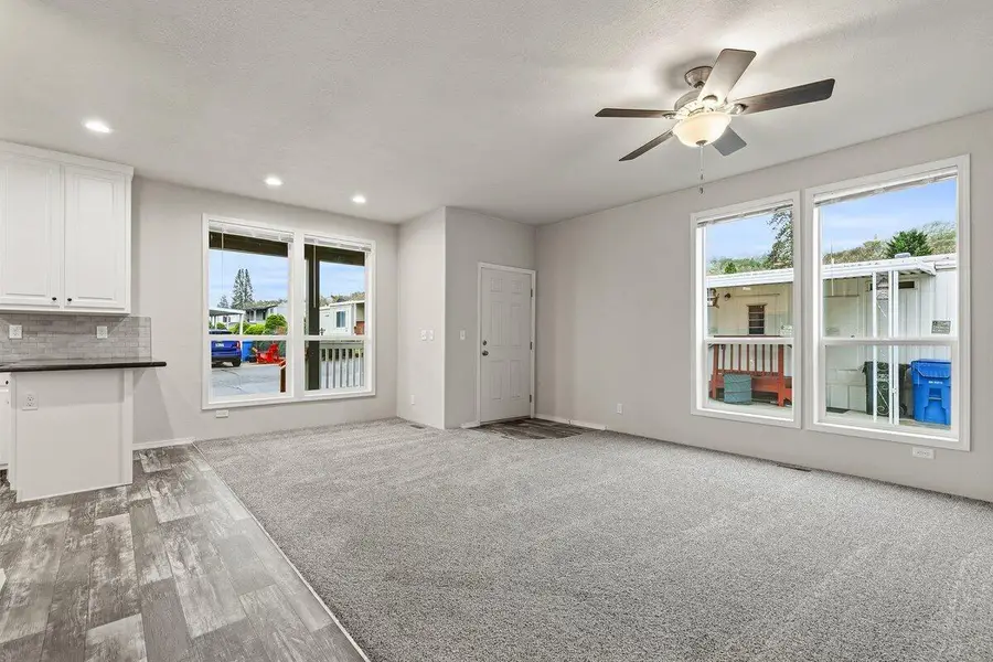 8401 Old Stage Road #25, Central Point, OR 97502 - #2