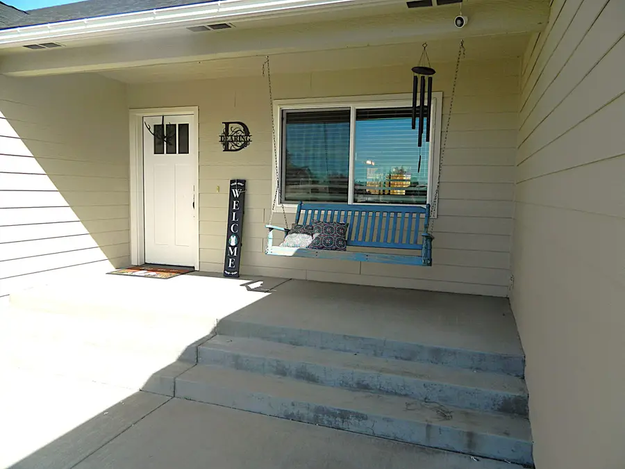 2839 Glacier Drive, Klamath Falls, OR 97603 - #3
