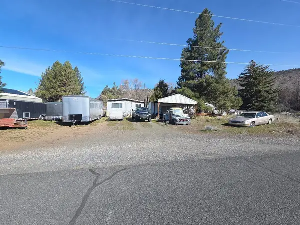 11727 Clovis Drive, Klamath Falls, OR 97603