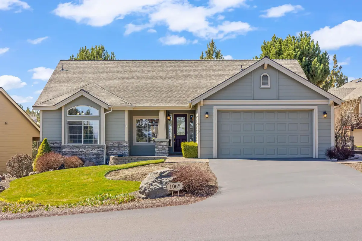 1065 Victoria Falls Drive, Redmond, OR 97756 - #1