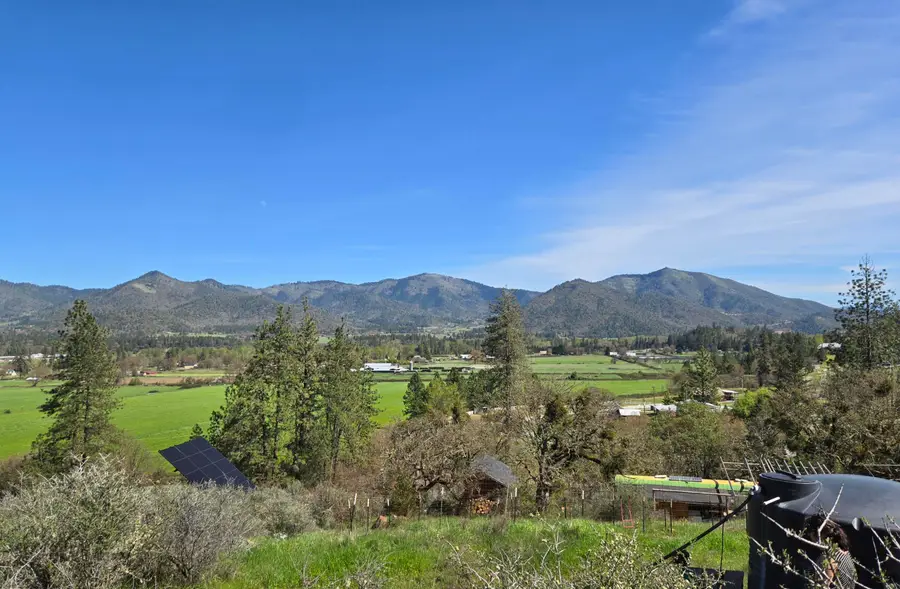 12726 Water Gap Road, Williams, OR 97544 - #2
