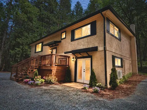 5125 Hugo Road, Grants Pass, OR 97526
