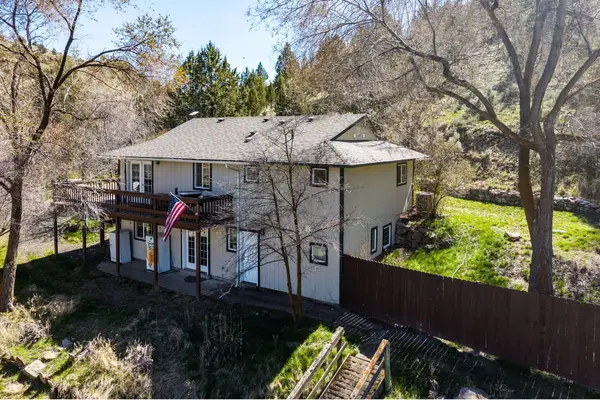 27374 Bumpy Road, John Day, OR 97845