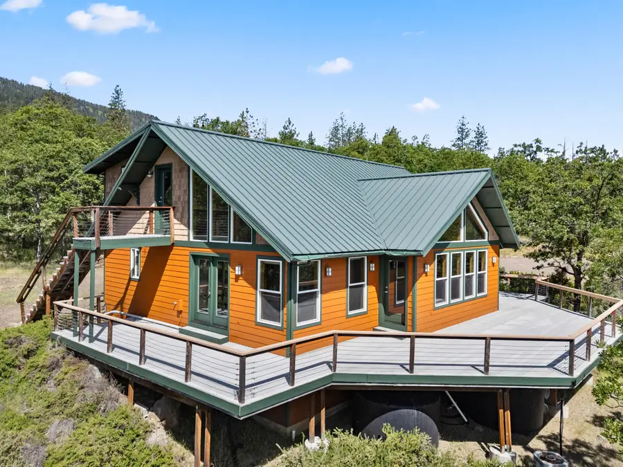 30 Steinman Drive, Ashland, OR 97520 - #3