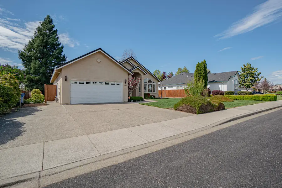 160 Keystone Way, Eagle Point, OR 97524 - #3