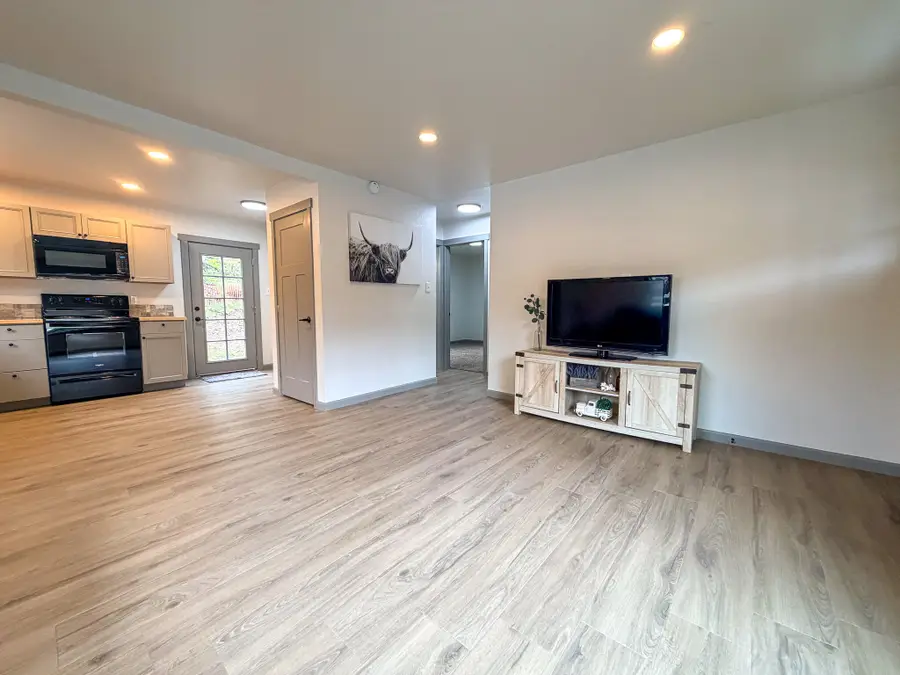 215 N Humbolt Street, Canyon City, OR 97820 - #3