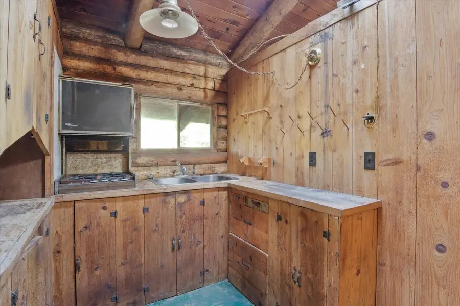 509 Marble Mountain Road, Grants Pass, OR 97527 - #3