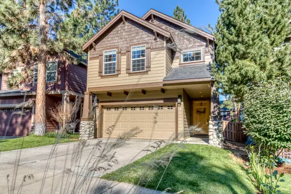 19458 Hollygrape Street, Bend, OR 97702