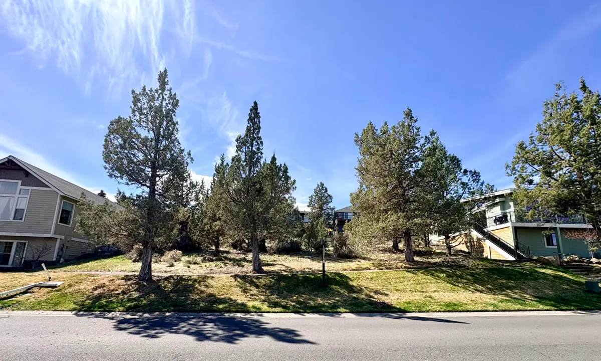 2429 SW Valleyview Drive, Redmond, OR 97756 - #1