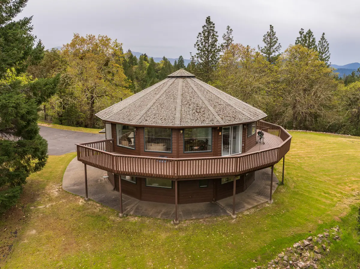 398 Madrone Ridge Drive, Grants Pass, OR 97527 - #1
