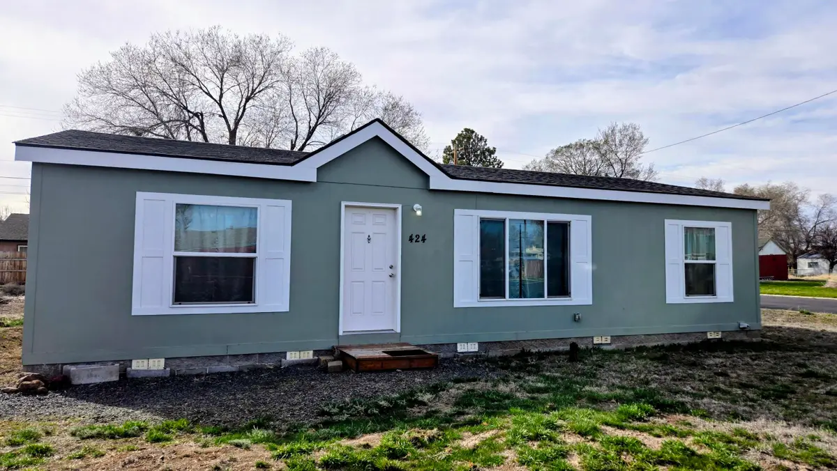 424 S Harney Avenue, Burns, OR 97720 - #1