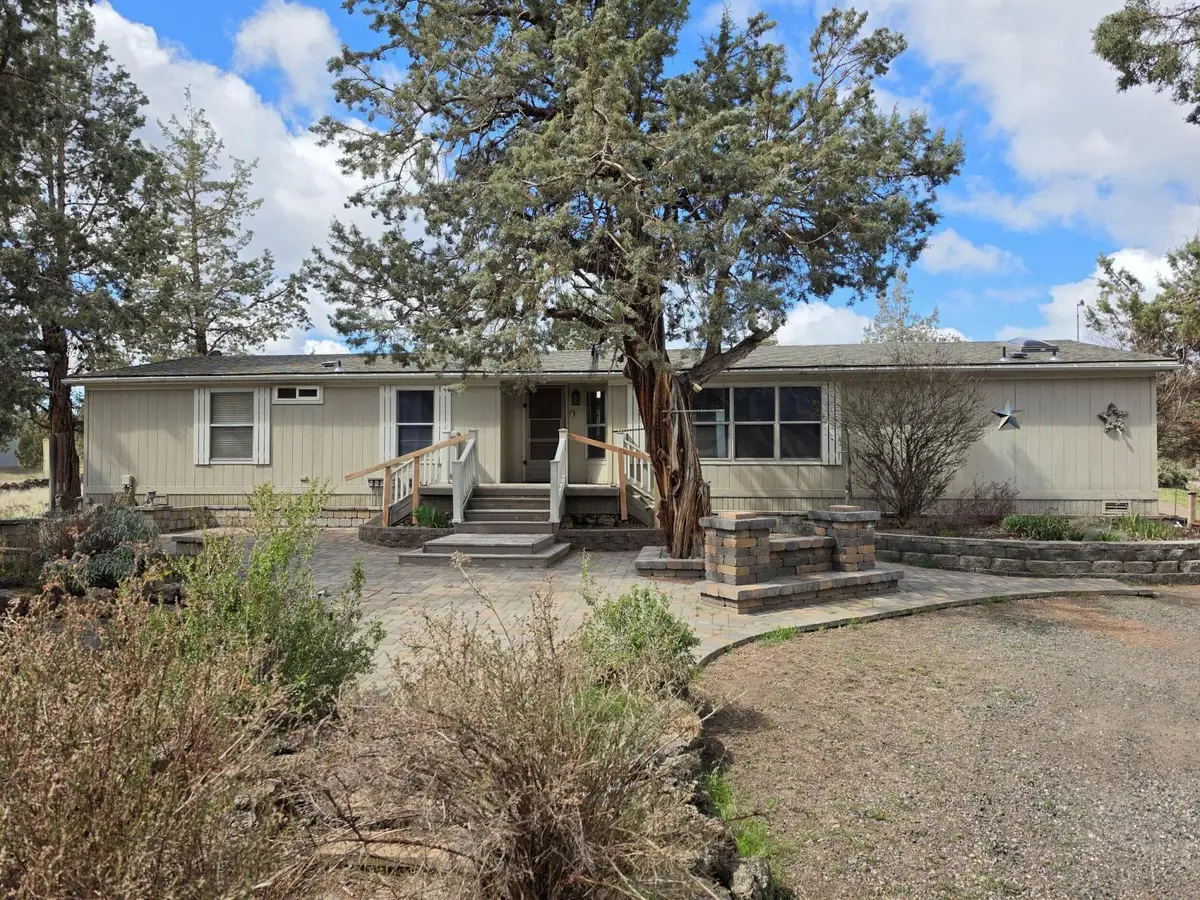 4715 NW 49th Lane, Redmond, OR 97756 - #1