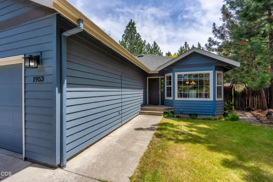 1953 SE Elkwood Court, Bend, OR 97702 - #2