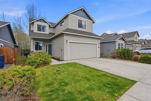 3046 NE Red Oak Drive, Bend, OR 97701