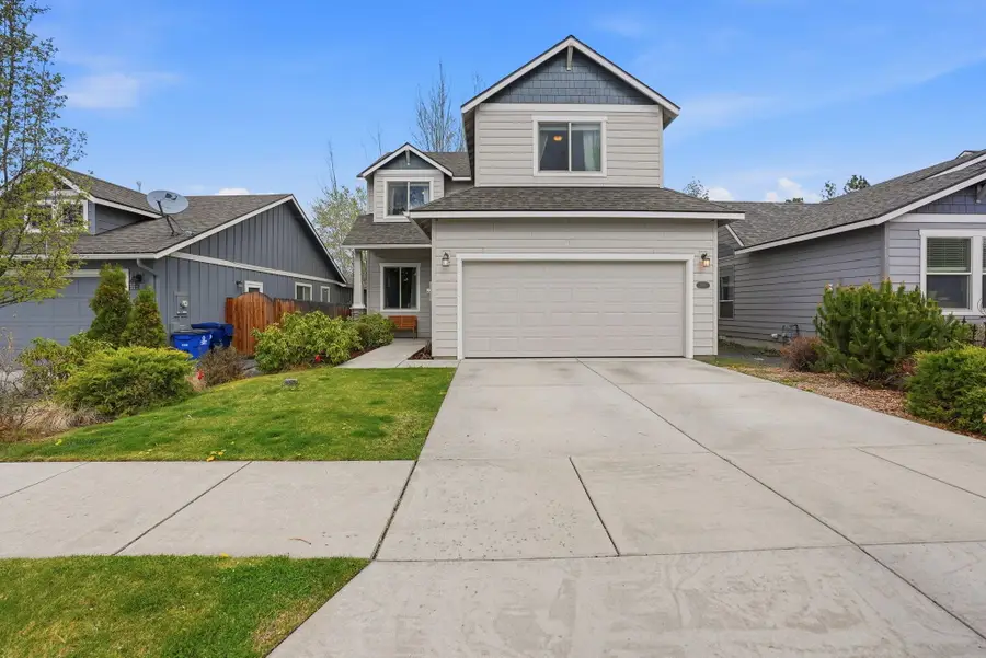 3046 NE Red Oak Drive, Bend, OR 97701 - #2