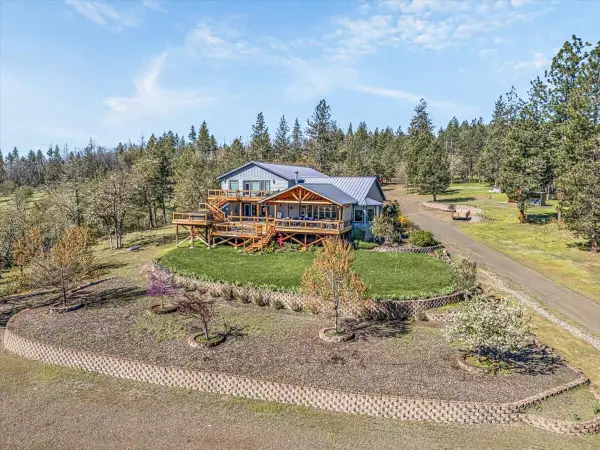 6501 Butte Falls Highway, Eagle Point, OR 97524