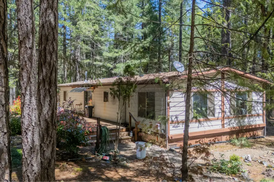100 Linkhart Drive, Cave Junction, OR 97523 - #2