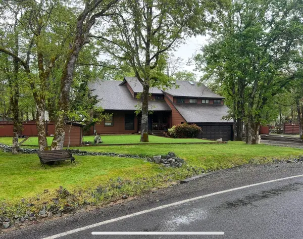 255 Barker Drive, Merlin, OR 97532