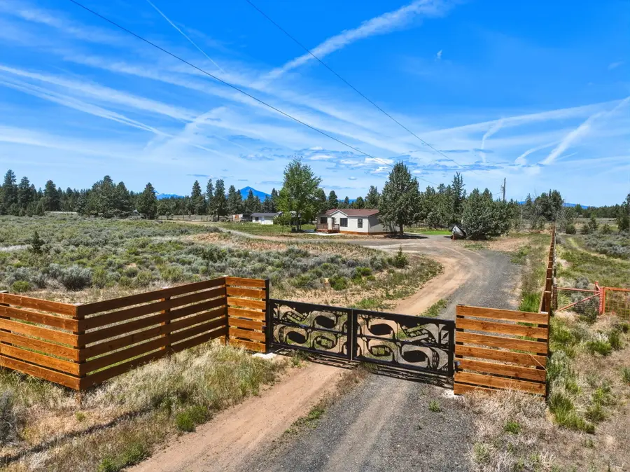 67395 Rabbitbrush Drive, Bend, OR 97703 - #2