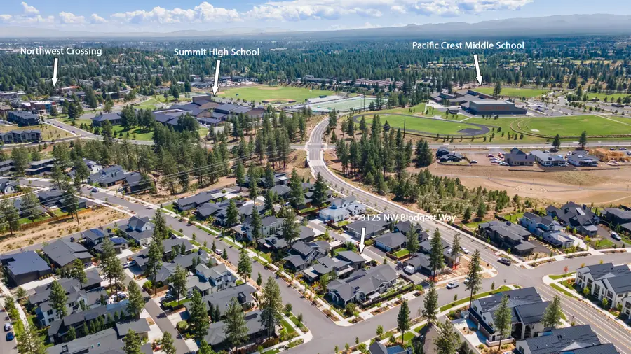 3125 NW Blodgett Way, Bend, OR 97703 - #2