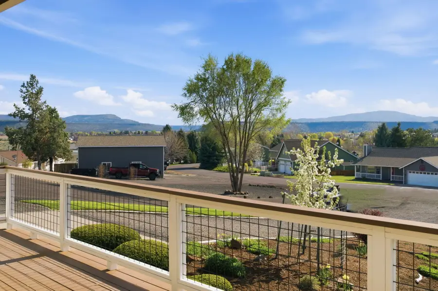 3082 NE Yellowpine Road, Prineville, OR 97754 - #3