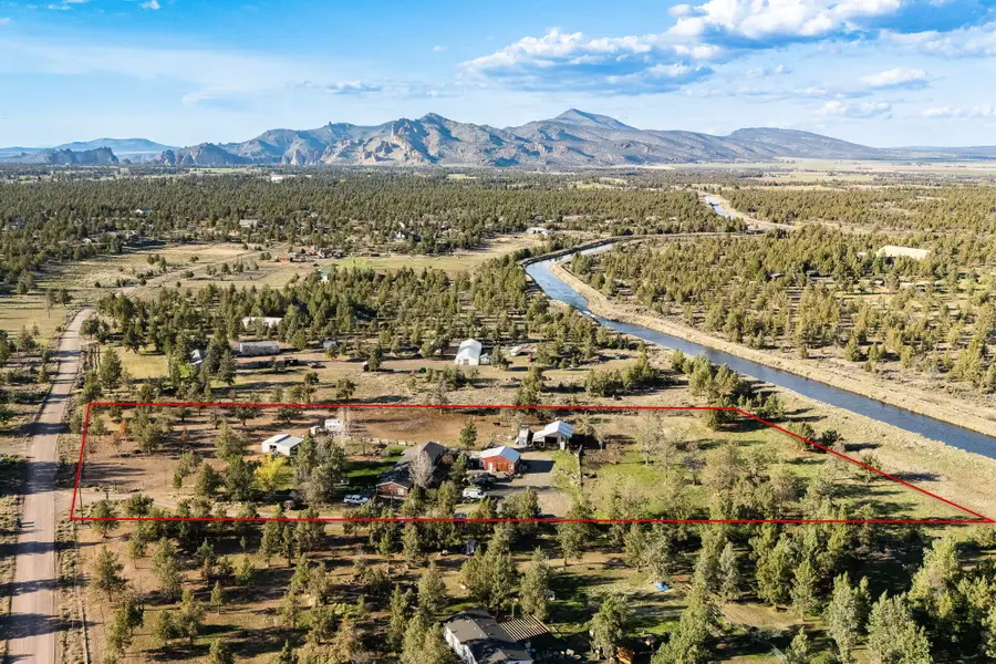 3828 NE 45th Street, Redmond, OR 97756 - #3