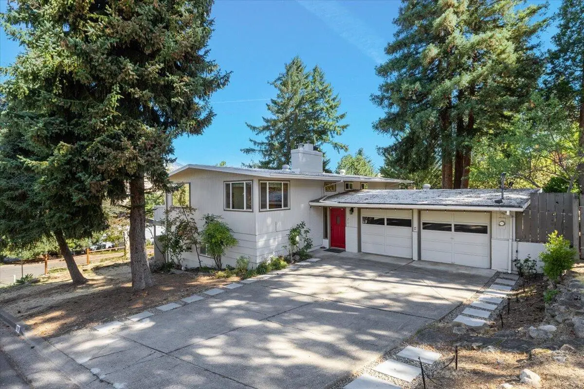 1120 Beswick Way, Ashland, OR 97520 - #1