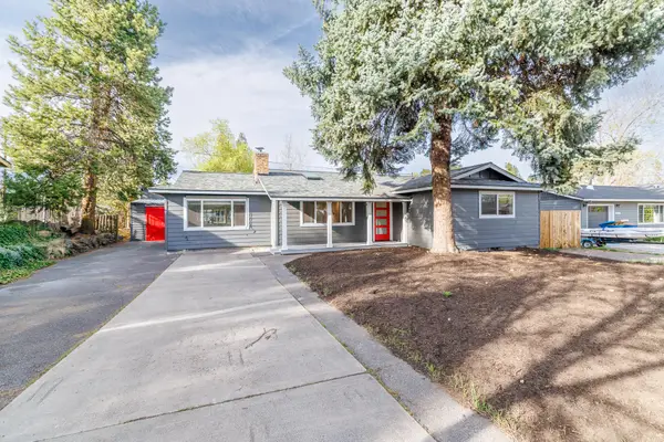 1382 NE Drost Drive, Bend, OR 97701