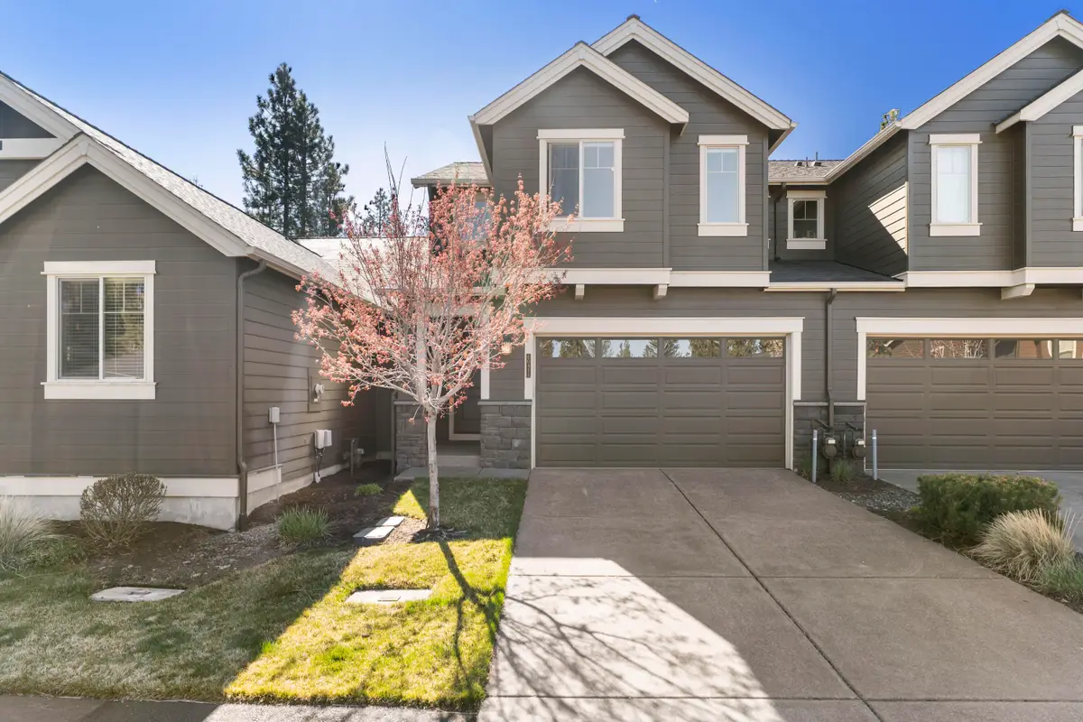 60411 Hedgewood Lane, Bend, OR 97702 - #1
