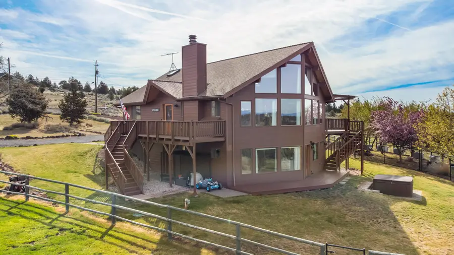 10127 SW Shad Road, Terrebonne, OR 97760 - #2