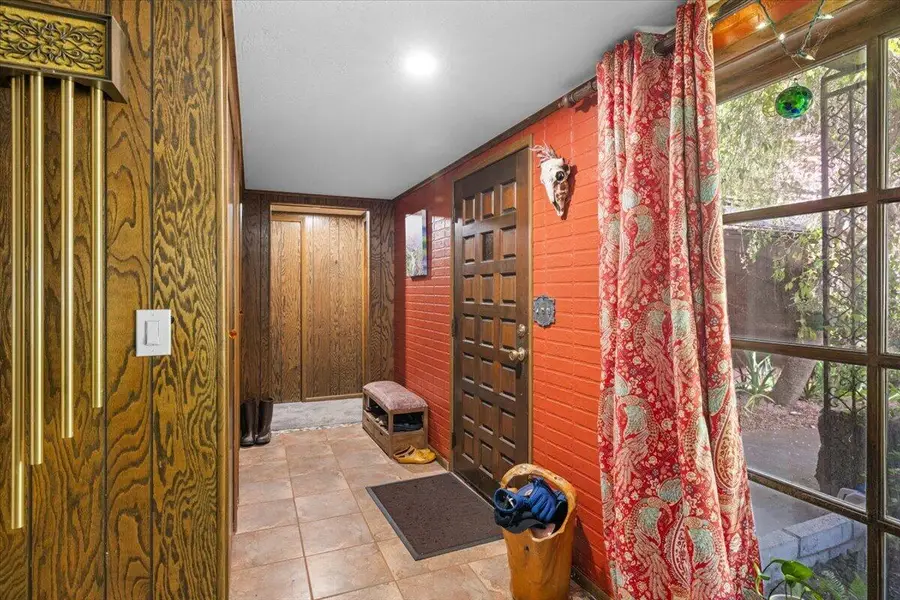 1625 NE Hillcrest Drive, Grants Pass, OR 97526 - #3