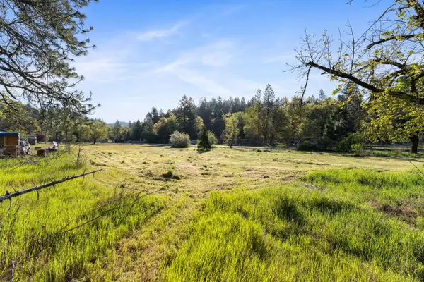 108 Holton Creek Road, Kerby, OR 97531