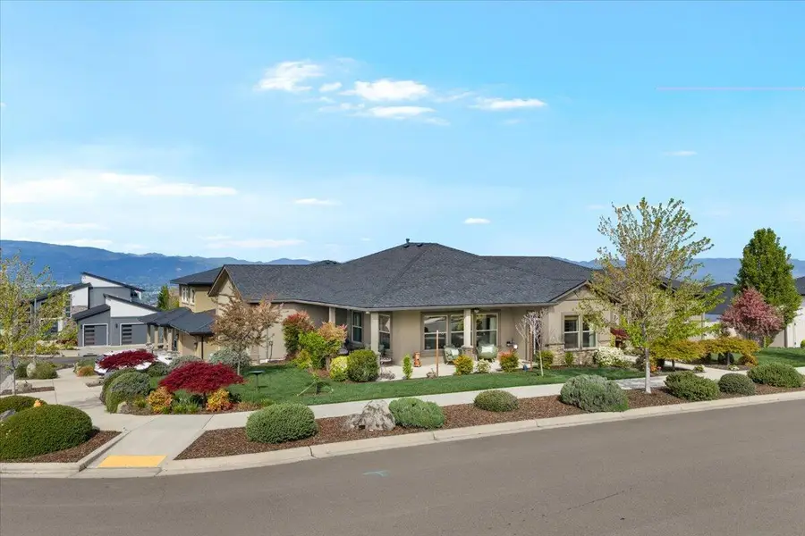 1835 Plateau Drive, Medford, OR 97504 - #3