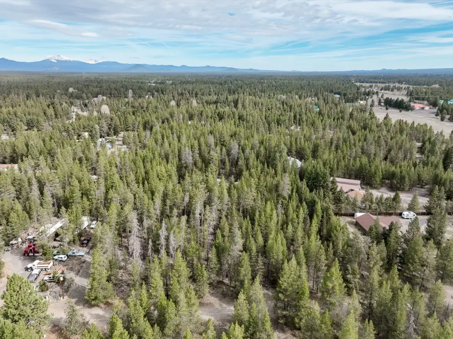 16040 Waddell Road, La Pine, OR 97739 - #3