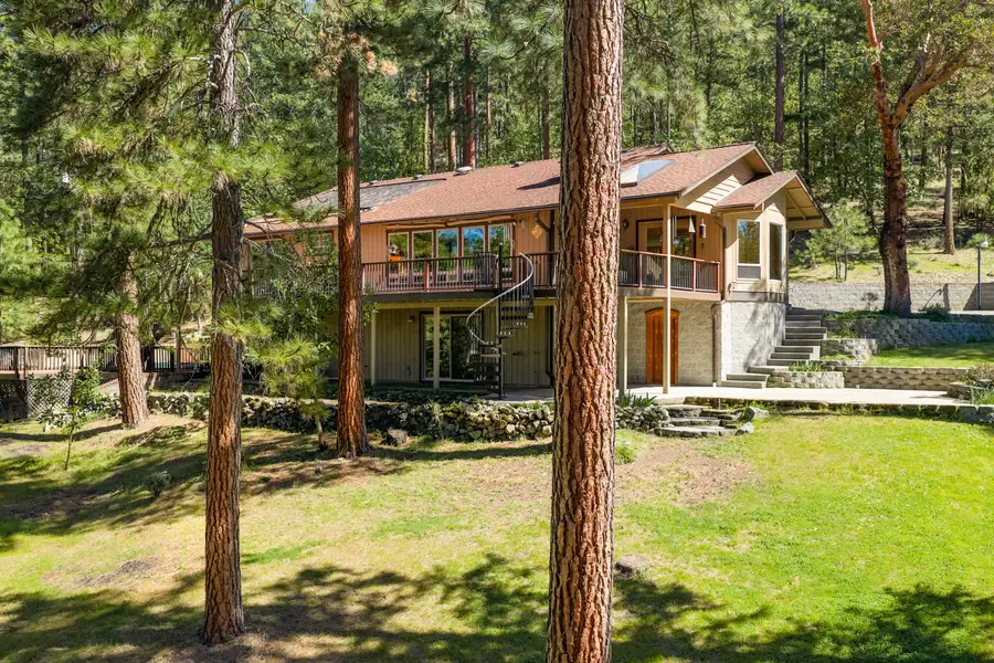 5225 Sterling Creek Road, Jacksonville, OR 97530 - #2