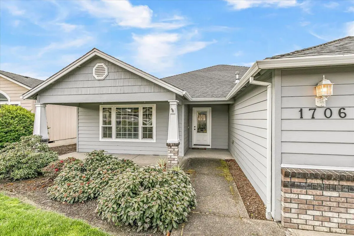 1706 Dragon Tail Place, Medford, OR 97504 - #1