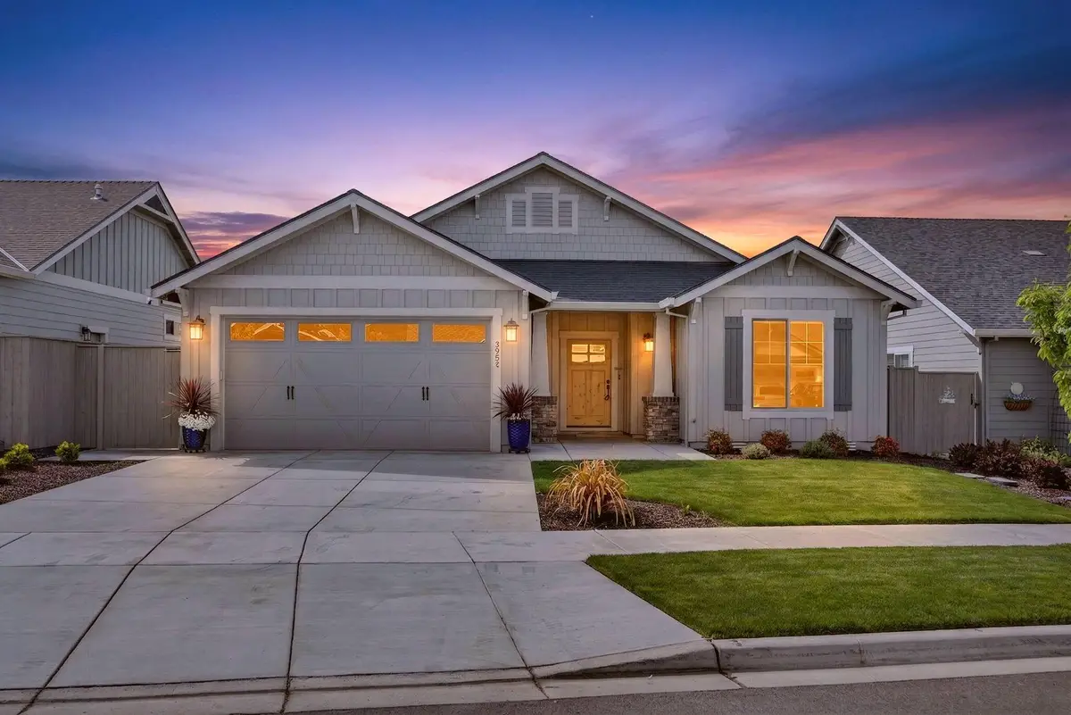 3954 Wyoming Lane, Medford, OR 97504 - #1