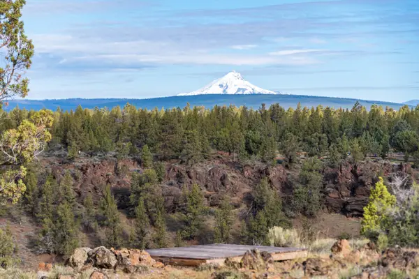 69740 Mckenzie Canyon Road, Sisters, OR 97759
