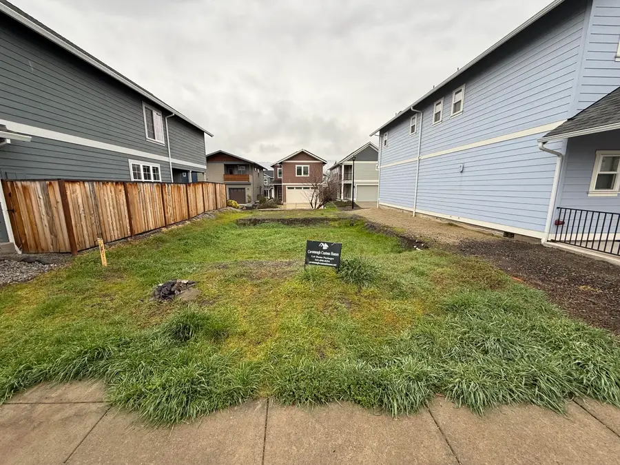249 Willow Way, Talent, OR 97540 - #2