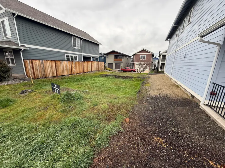 249 Willow Way, Talent, OR 97540 - #3