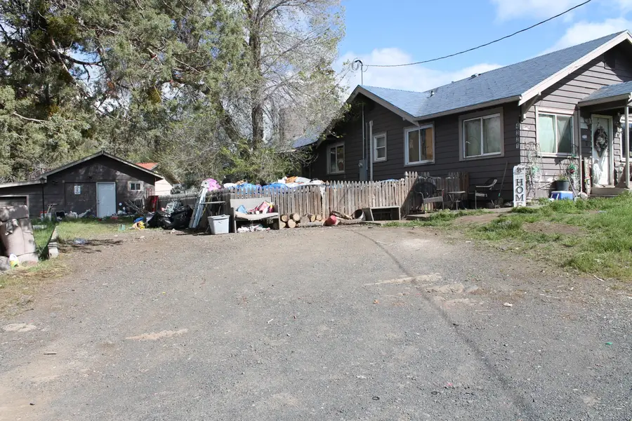 4331 Stebbins Avenue, Klamath Falls, OR 97601 - #2