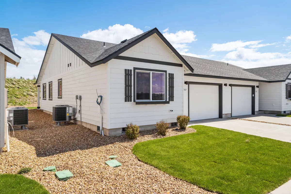 895 SE Starview Avenue Se, Madras, OR 97741 - #1