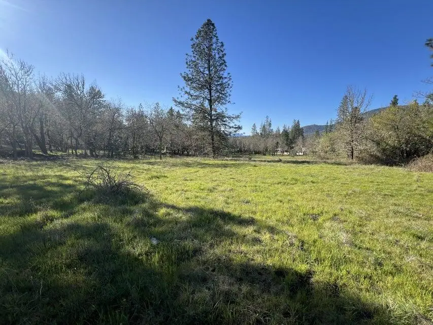 6500 Donaldson Road, Grants Pass, OR 97526 - #2