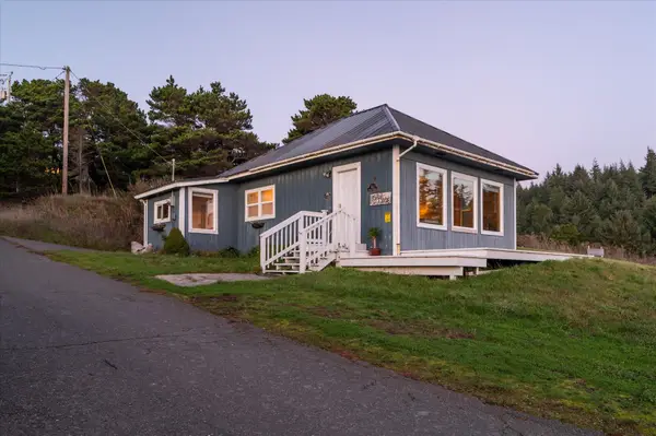 610 Deady Street, Port Orford, OR 97465