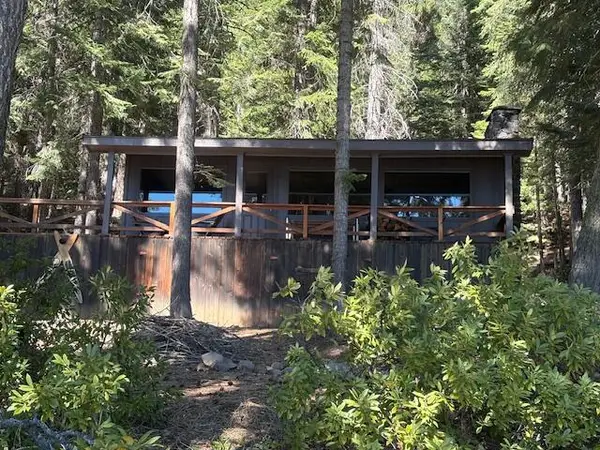 24176 Crescent Lake Road, Crescent Lake, OR 97733