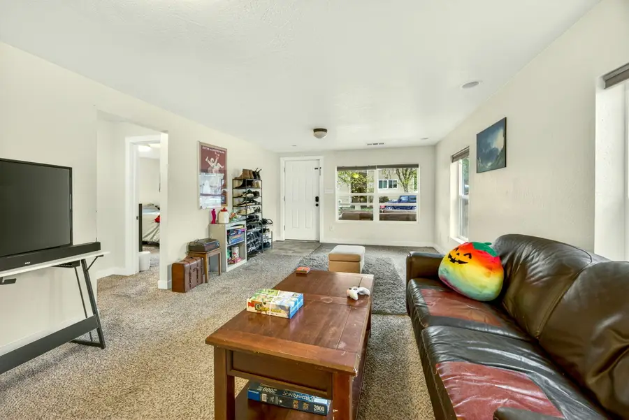 115 California Street, Ashland, OR 97520 - #3